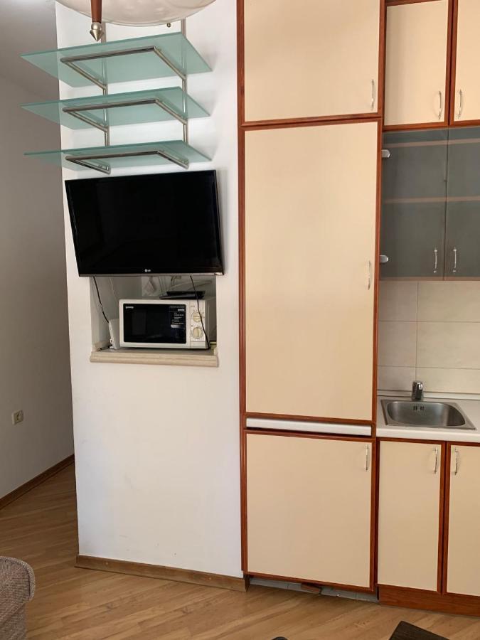 Apartments Epicentar Centar Baska Voda Ngoại thất bức ảnh
